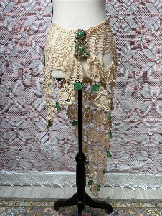 Accessories - Crochet Floral Boho Hip Scarf Belt with Brooch